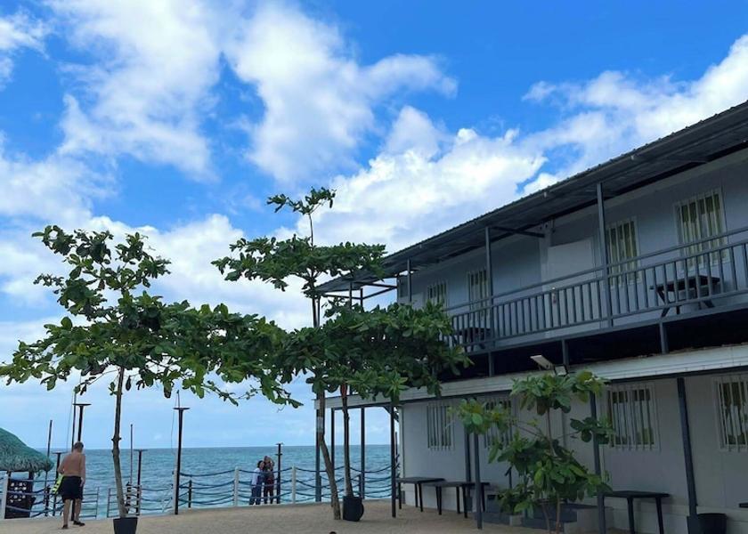 Central Visayas Daanbantayan Property grounds