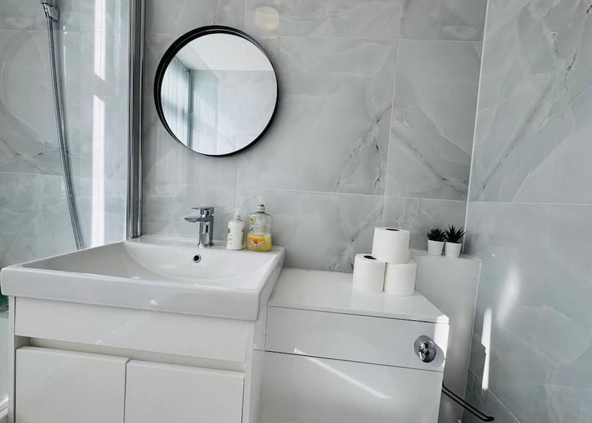 England Slough Bathroom