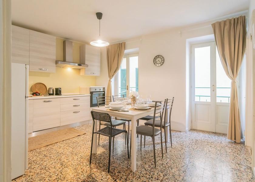 Lombardy Torno Private kitchen
