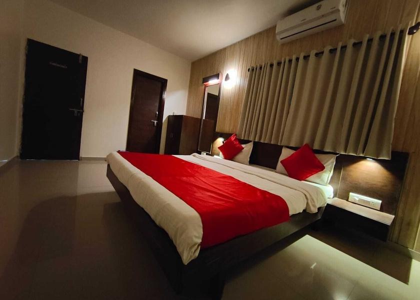 Gujarat Saputara Room
