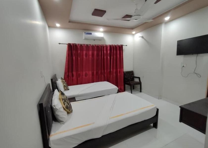 Punjab Lahore Room