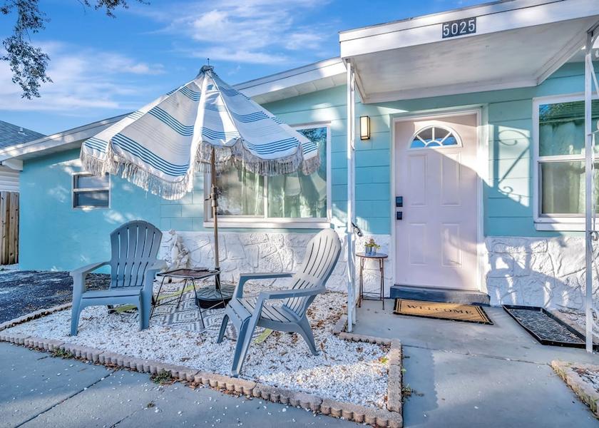 Florida Gulfport Room