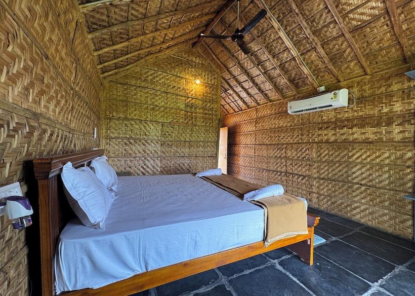 Karnataka Hampi Room