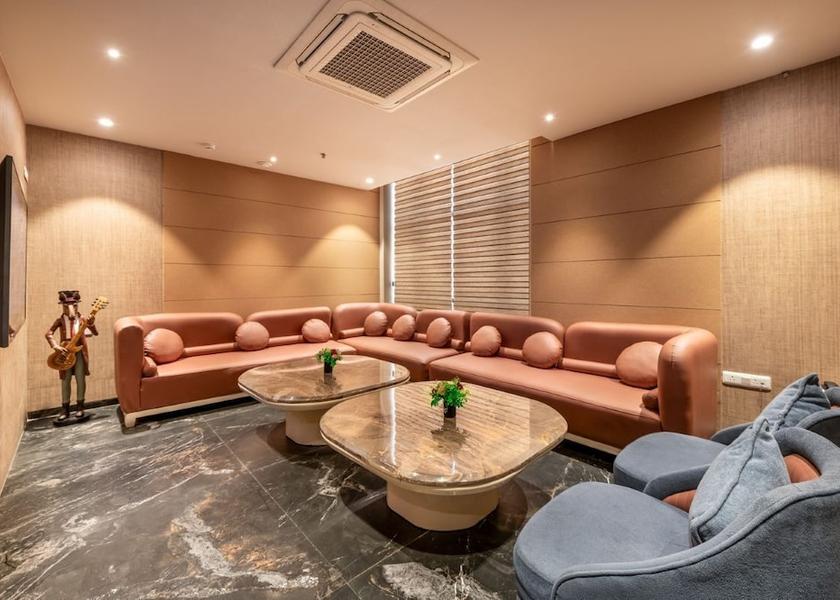 Maharashtra Nanded Lobby sitting area