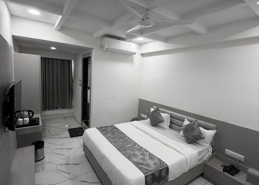 Gujarat Sanand Room