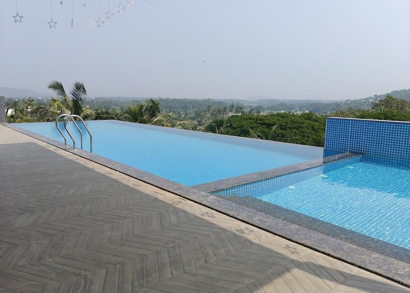Goa Calangute Infinity pool