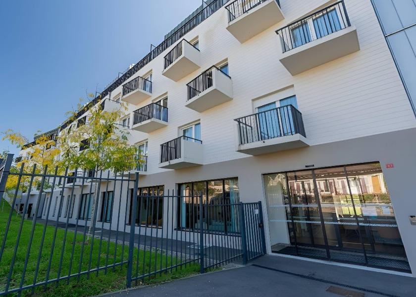 Nouvelle-Aquitaine Limoges Exterior