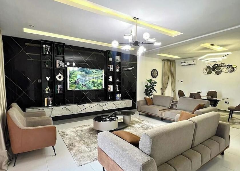 Delta Asaba Living area