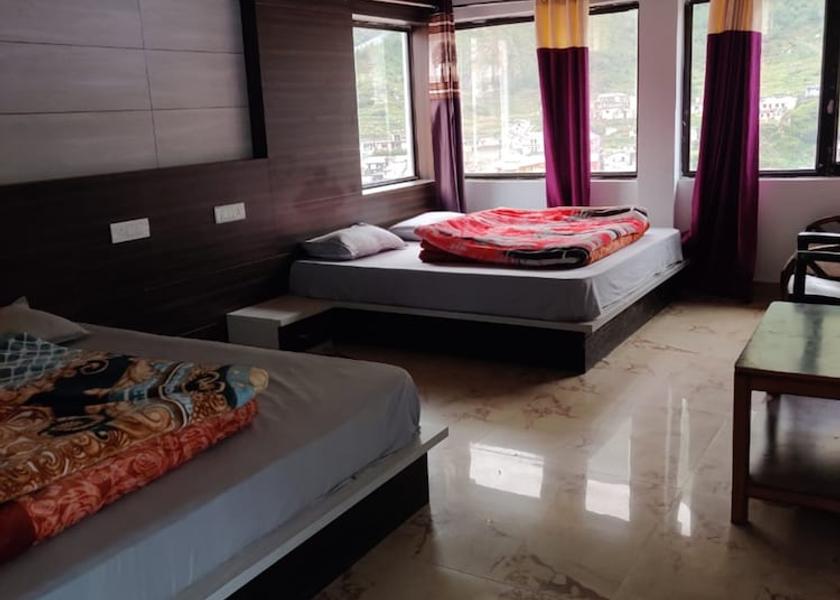 Uttarakhand Badrinath Room