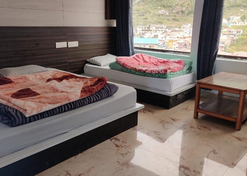 Uttarakhand Badrinath Room