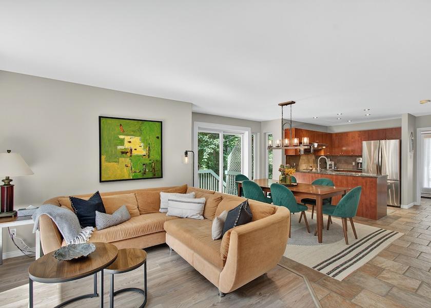 Quebec Mont-Tremblant Living area