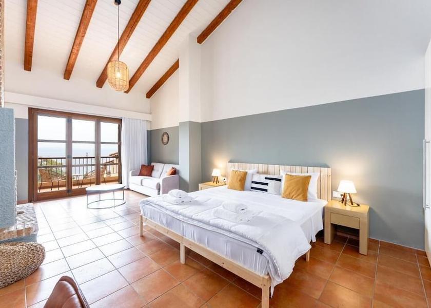 Central Greece Mantoudi-Limni-Agia Anna Room
