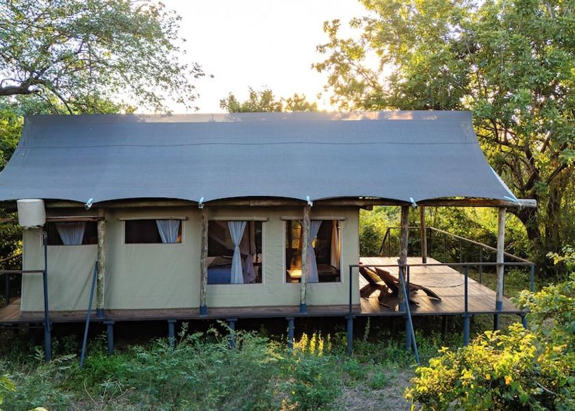  South Luangwa National Park Terrace/patio