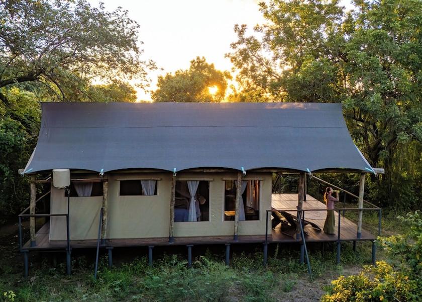  South Luangwa National Park Exterior