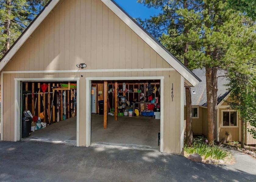 California Truckee Exterior