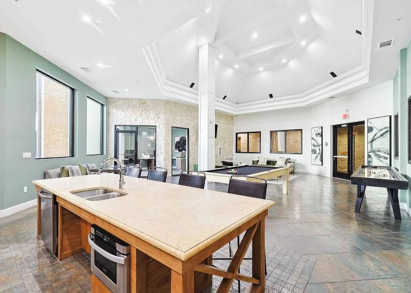 Texas Frisco Game room