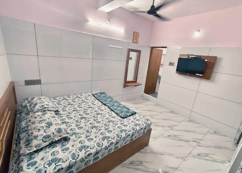 Tamil Nadu Velankanni Room
