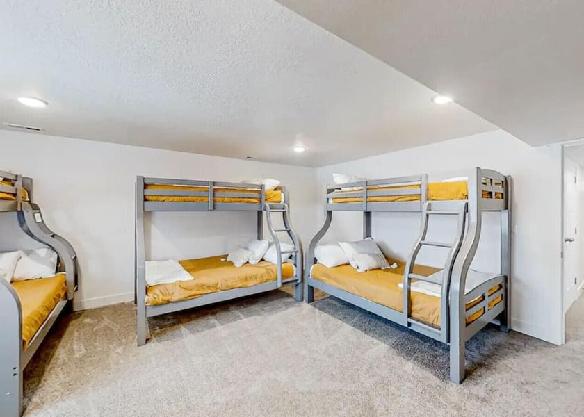 Utah Garden City Room