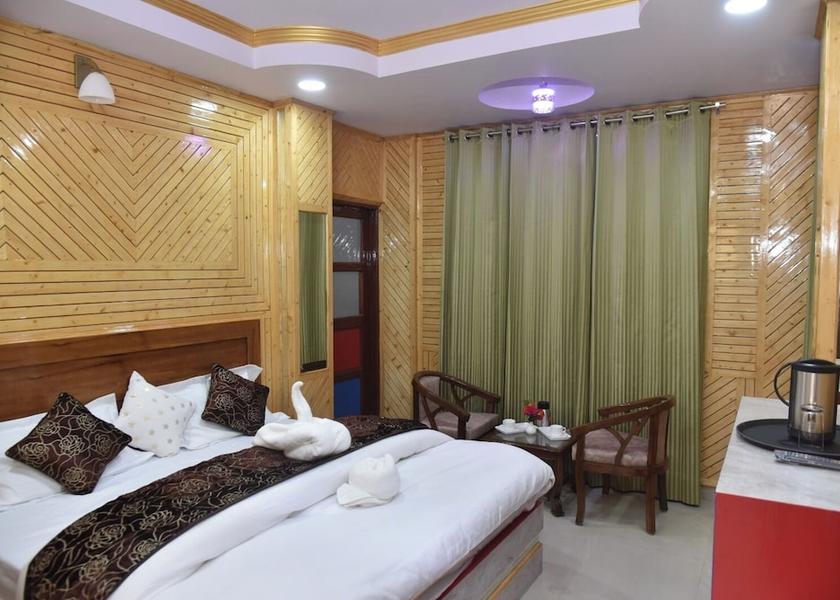 Himachal Pradesh Sarahan Room
