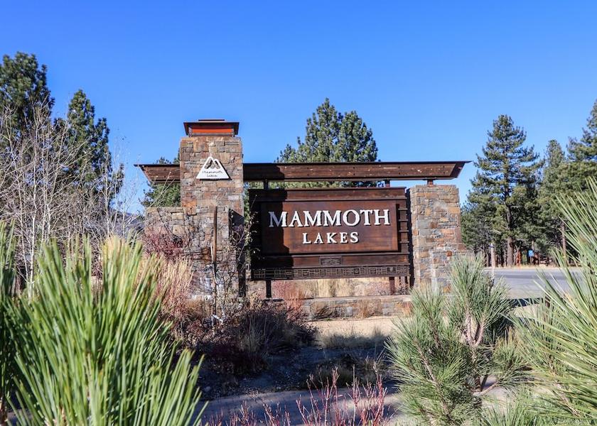 California Mammoth Lakes Exterior