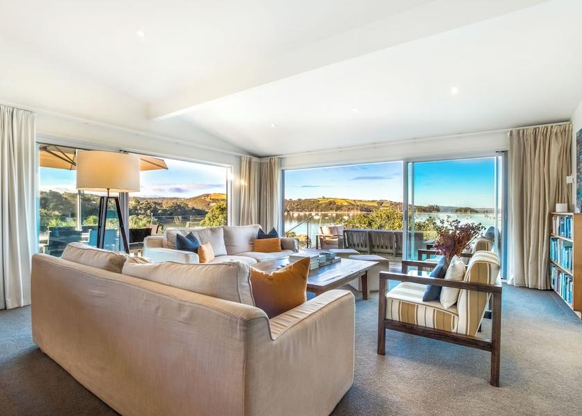 Auckland Region Waiheke Island Living area
