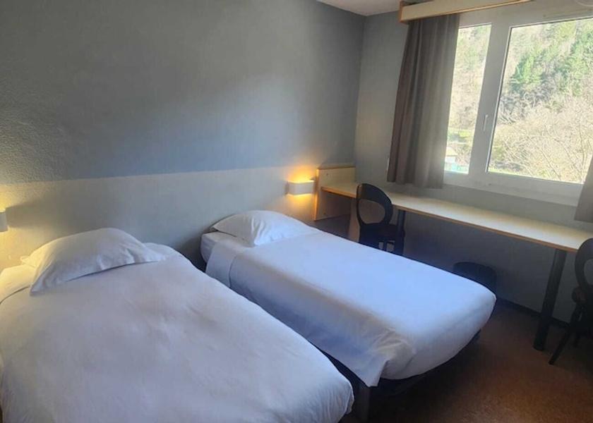 Occitanie Florac Room