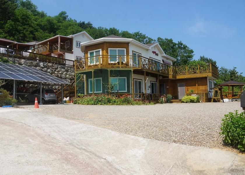 North Gyeongsang Yeongdeok Exterior