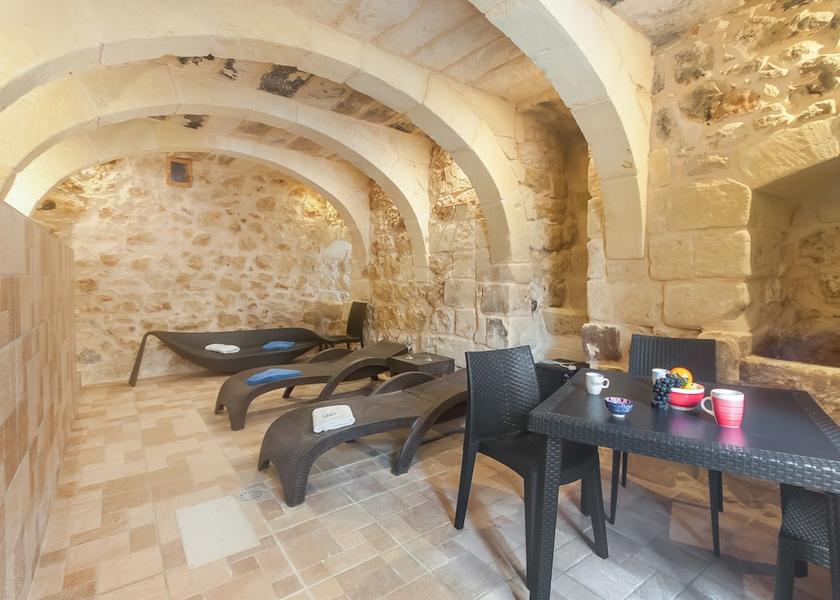 Gozo Region Nadur Dining