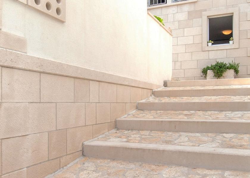 Split-Dalmatia Pucisca Front of property