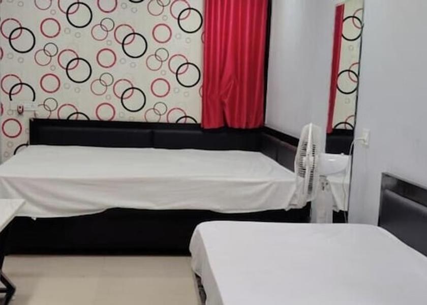 Madhya Pradesh Harda Room