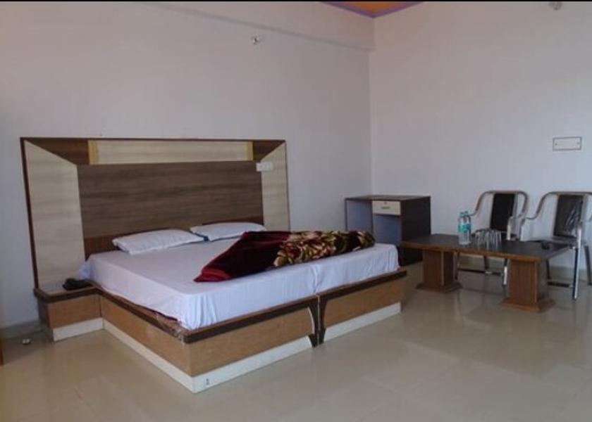 Rajasthan Neemrana 1025