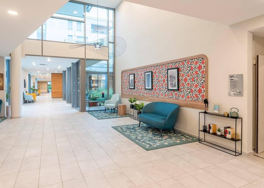 Grand Est Laxou Lobby