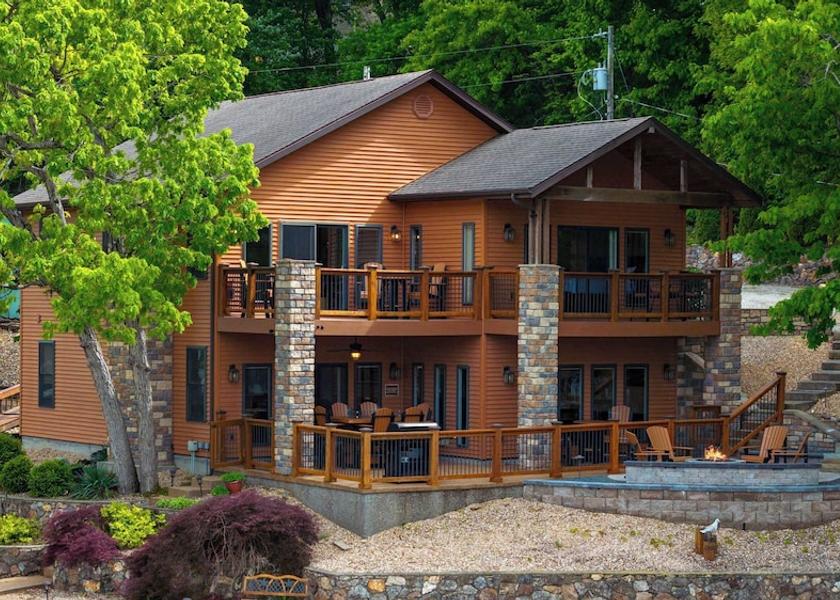 Missouri Sunrise Beach Exterior