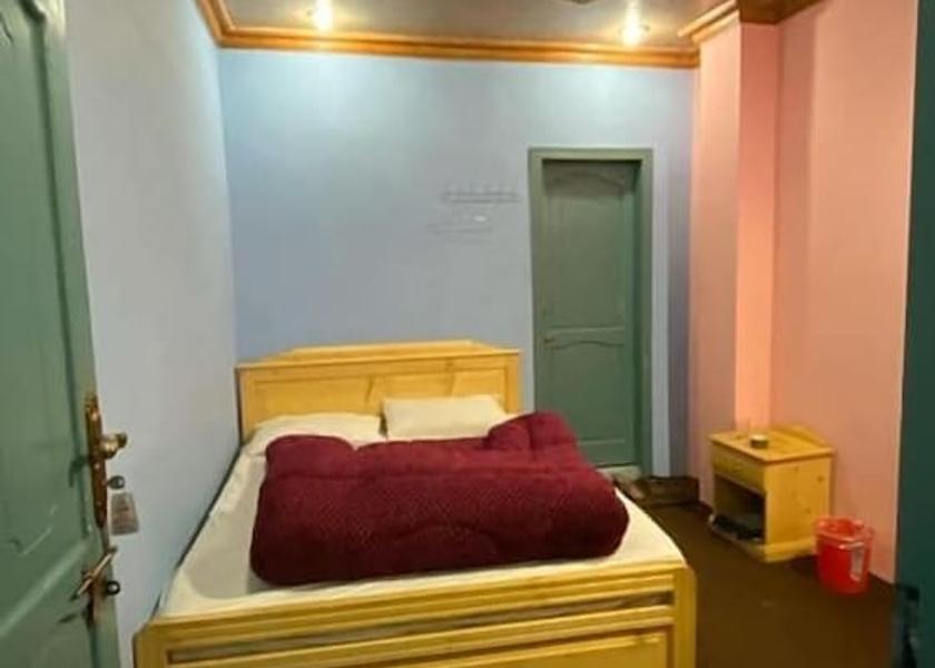 Khyber Pakhtunkhwa Swat Room
