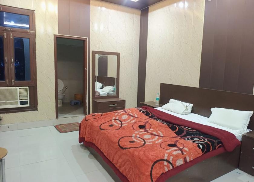 Uttar Pradesh Mainpuri Room