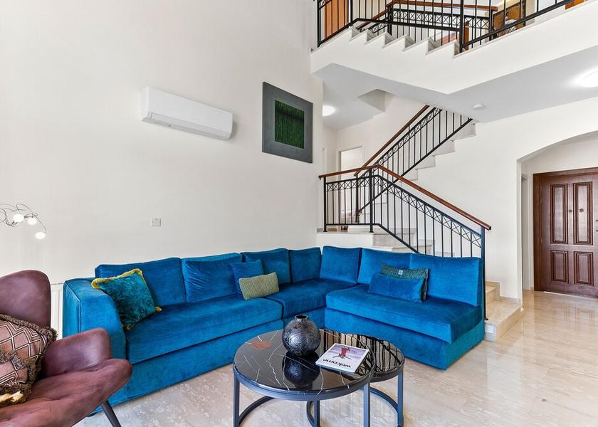 Paphos Kouklia Living area