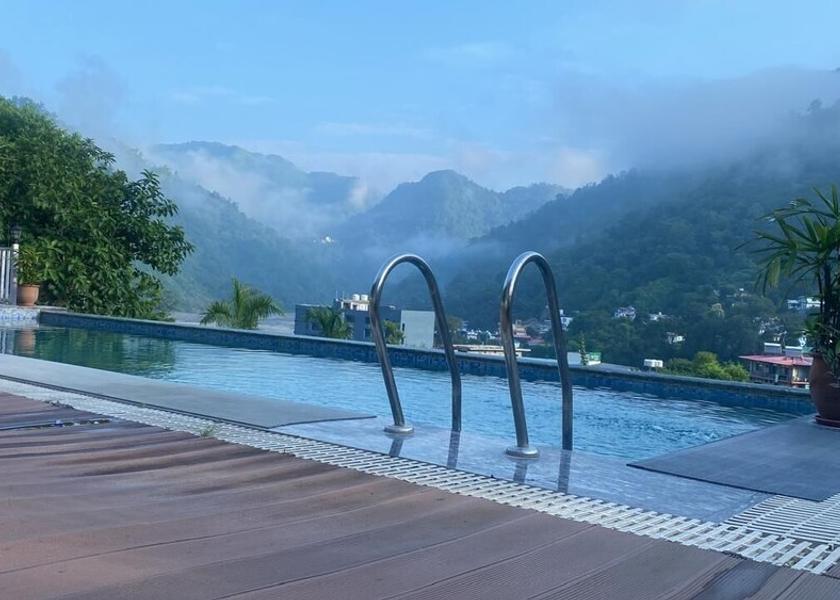 Uttarakhand Rishikesh Pool