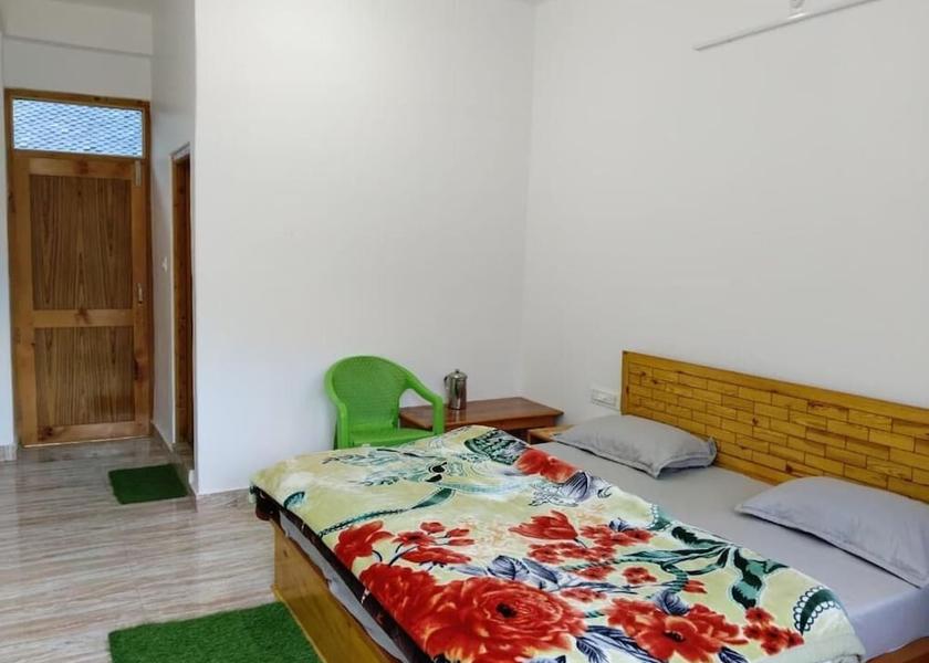 Himachal Pradesh Barot Room