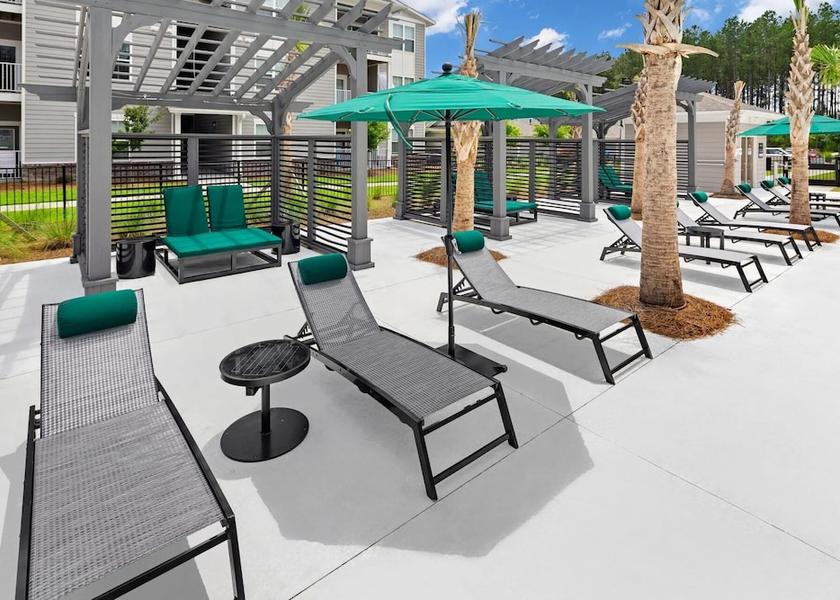 South Carolina Summerville Lounge