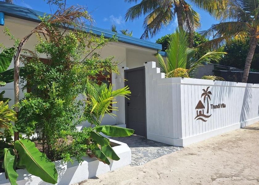 Baa Atoll Maalhos Entrance