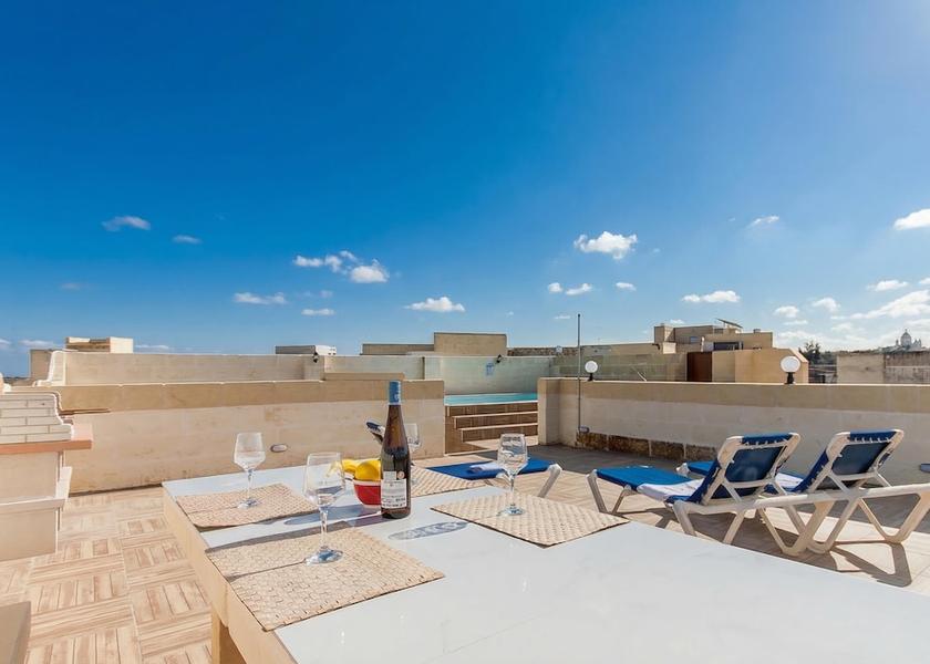 Gozo Region Nadur Outdoor dining