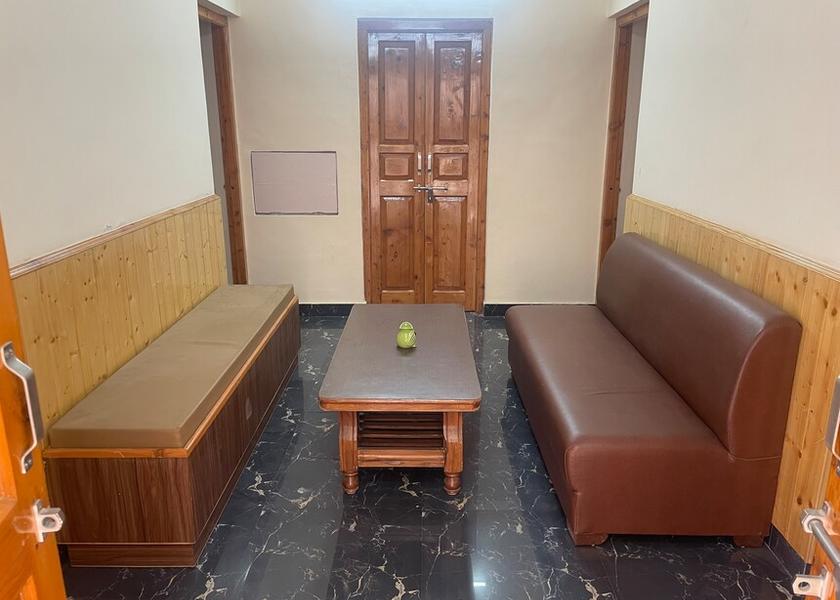Himachal Pradesh Kandaghat Hotel View