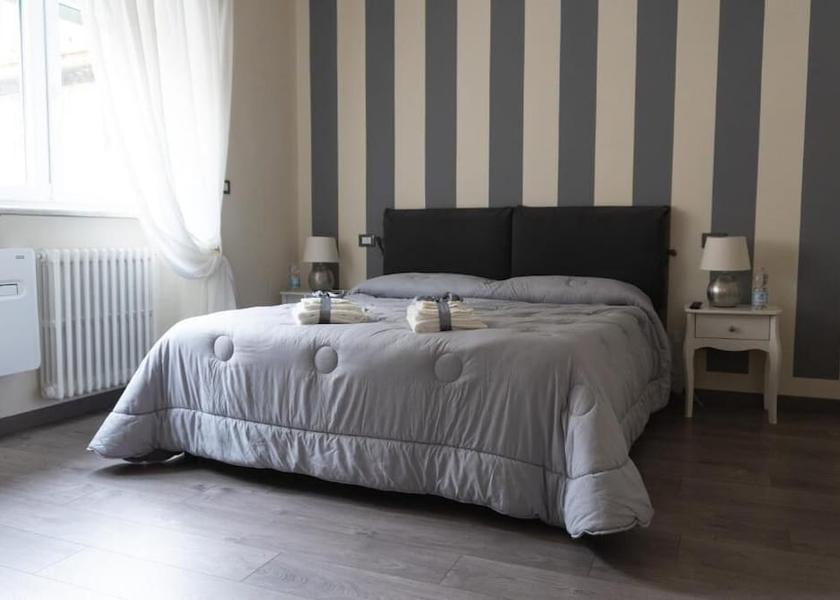 Tuscany Lucca Room