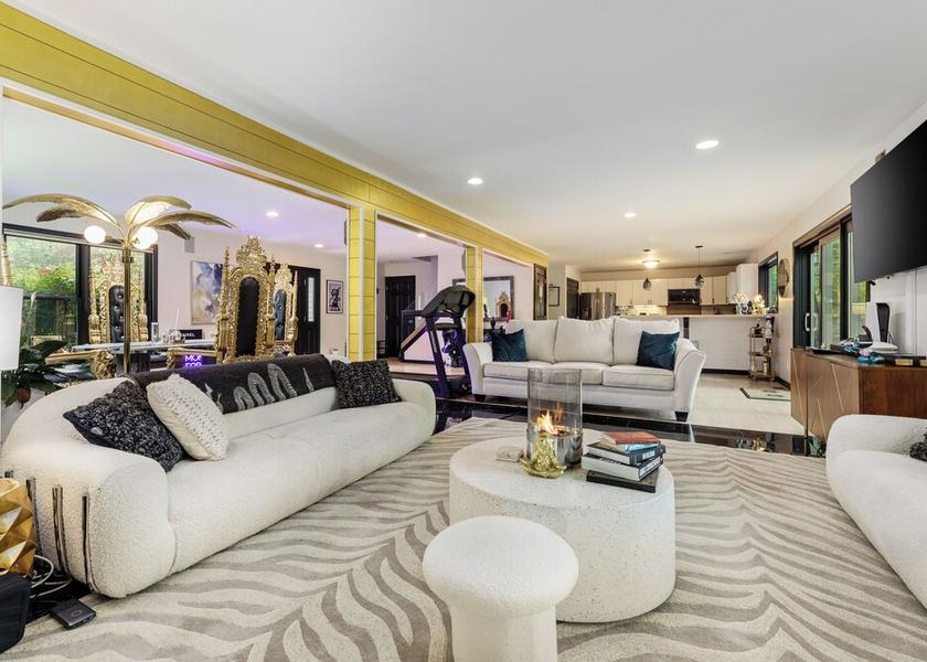 Michigan Traverse City Living area