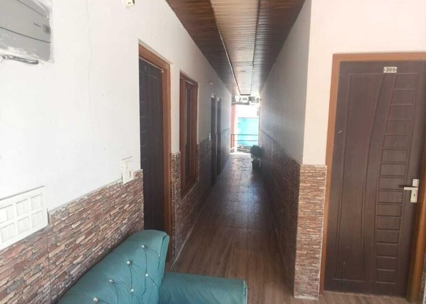 Uttarakhand Yamunotri Interior