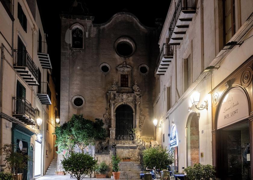 Sicily Cefalù Exterior