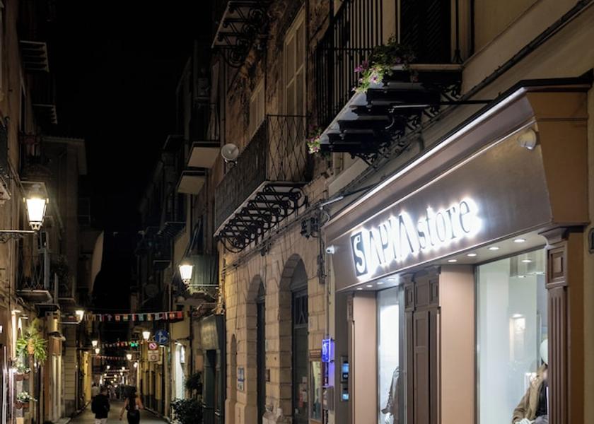 Sicily Cefalù Exterior