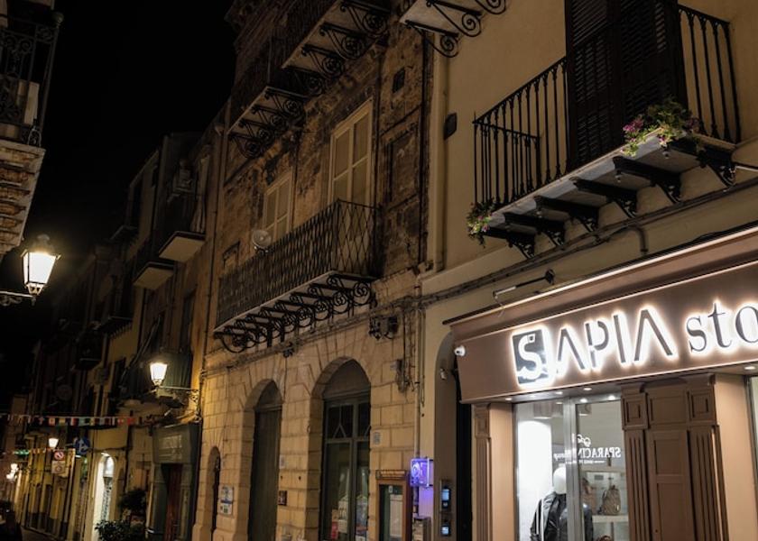 Sicily Cefalù Exterior