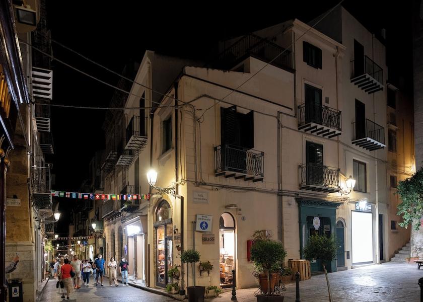 Sicily Cefalù Exterior