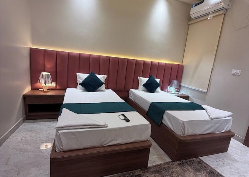 Uttar Pradesh Kanpur Room